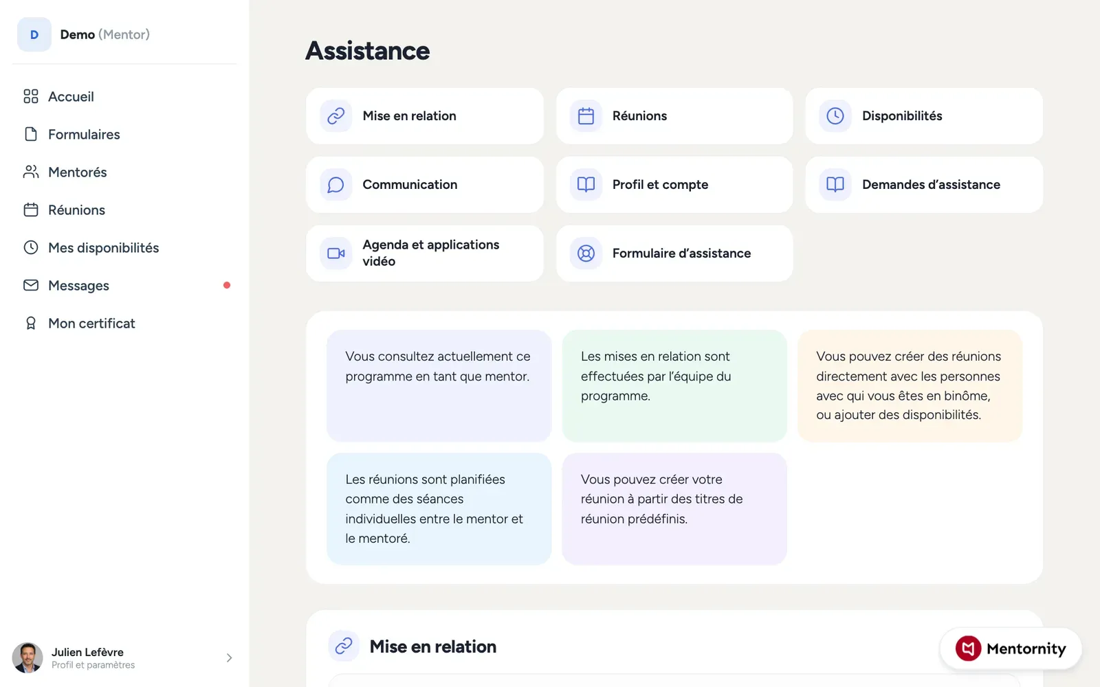 La page du guide intégré avec des sections dépliables sur la mise en relation, les réunions et l’assistance